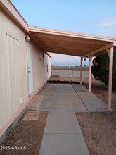 22933 W Patton Rd in Wittmann, AZ - Building Photo - Building Photo