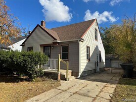 20084 Greenview Ave in Detroit, MI - Building Photo