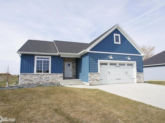 property at 2505 N Terrace Dr