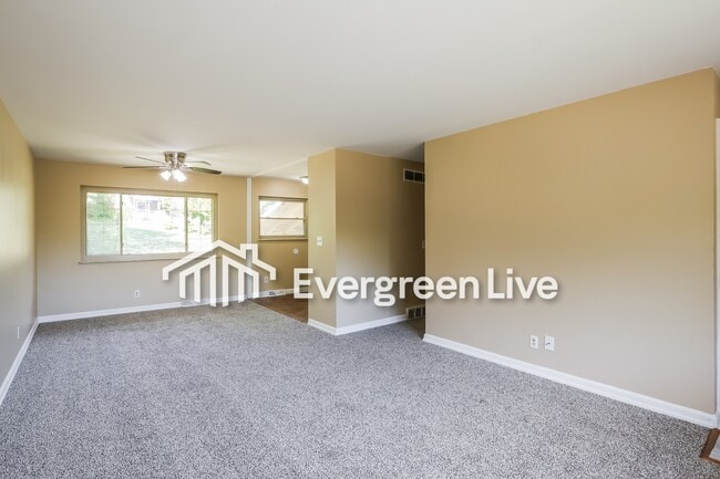 207 Jupiter Dr in Cincinnati, OH - Building Photo - Building Photo