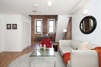 46 Irving St in Jersey City, NJ - Building Photo - Building Photo