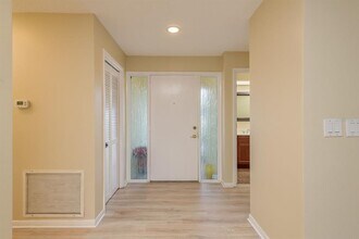 2830 Wildwood Dr in Clearwater, FL - Building Photo - Building Photo