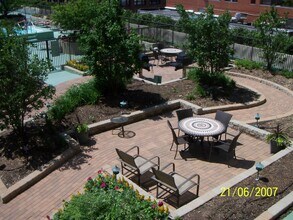 400 N La Salle Dr, Unit 909 in Chicago, IL - Building Photo - Building Photo