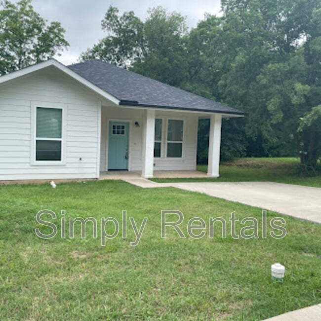property at 4012 3rd St