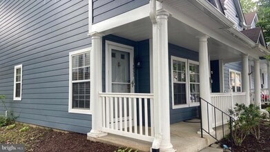 4830 Dorsey Hall Dr in Ellicott City, MD - Building Photo - Building Photo