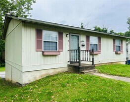 3211 College Ave in Alton, IL - Building Photo