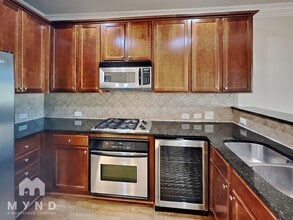 331 Le Gran Bend NE in Atlanta, GA - Foto de edificio - Building Photo