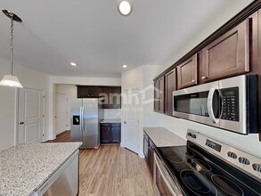 1103 Amberly Wy in Lebanon, TN - Building Photo - Building Photo