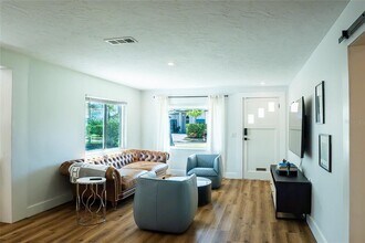 1937 Boyce St in Sarasota, FL - Building Photo - Building Photo