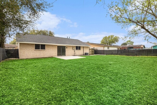 property at 1510 Tarberry Rd