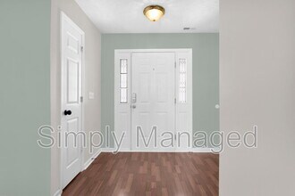 104 Stockade Ct in Raeford, NC - Building Photo - Building Photo