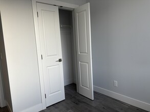 250 Nickel Rd in Kelowna, BC - Building Photo - Building Photo