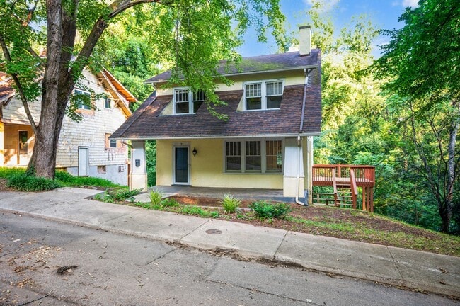 7 Fredonia Ave in Lynchburg, VA - Building Photo - Building Photo