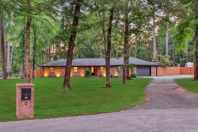 property at 9 Wind River Ct