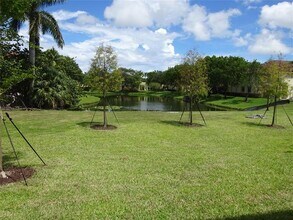 4748 SW 63rd Terrace in Davie, FL - Building Photo - Building Photo