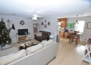 314 Redbud Ln in Tahlequah, OK - Building Photo - Building Photo