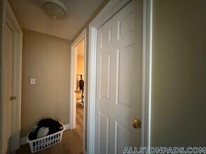 15 N Beacon St, Unit 602 in Boston, MA - Building Photo - Building Photo