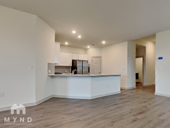 13821 Sage Blossom Dr in Manor, TX - Building Photo - Building Photo