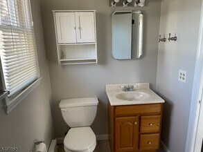 820 Rhine Blvd in Raritan, NJ - Building Photo - Building Photo