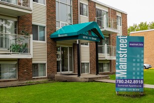 Somerset Apartments in Edmonton, AB - Building Photo