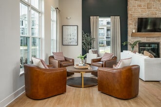 Kingsley Park in Canal Winchester, OH - Foto de edificio - Interior Photo