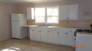 6123 Lynnwood Ave in Jacksonville, FL - Building Photo - Building Photo