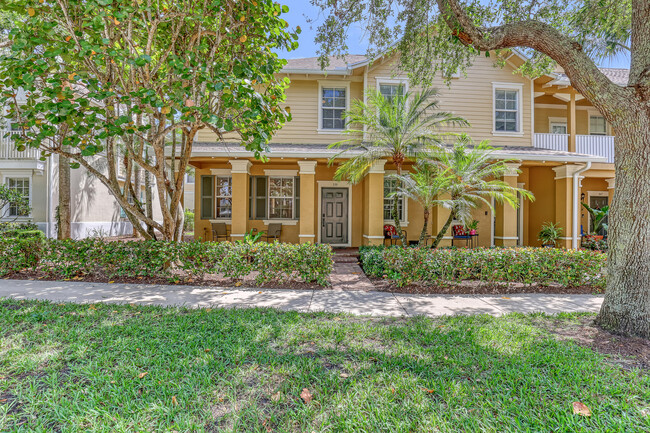 339 E Bay Cedar Cir in Jupiter, FL - Foto de edificio - Building Photo