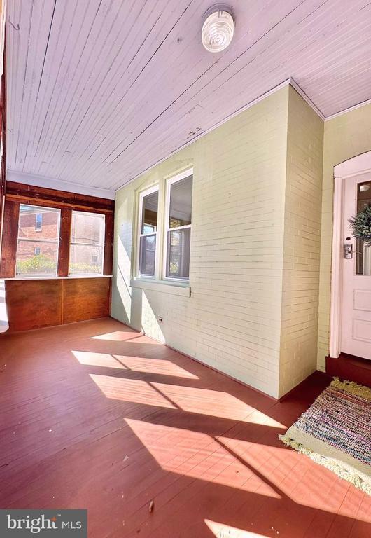 205 Mohawk Ave in Norwood, PA - Foto de edificio - Building Photo