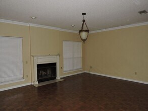 3055 Congress Blvd in Baton Rouge, LA - Building Photo - Building Photo