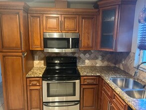11370 120th Ter in Largo, FL - Building Photo - Building Photo
