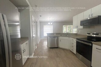 945 Park Valley Cir in Minneola, FL - Foto de edificio - Building Photo