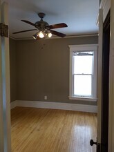 1411 Girard Ave N, Unit #2 in Minneapolis, MN - Building Photo - Building Photo