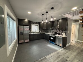 2171 Olympic Blvd in Walnut Creek, CA - Building Photo - Building Photo