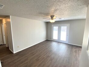 6401 35th St in Lubbock, TX - Building Photo - Building Photo