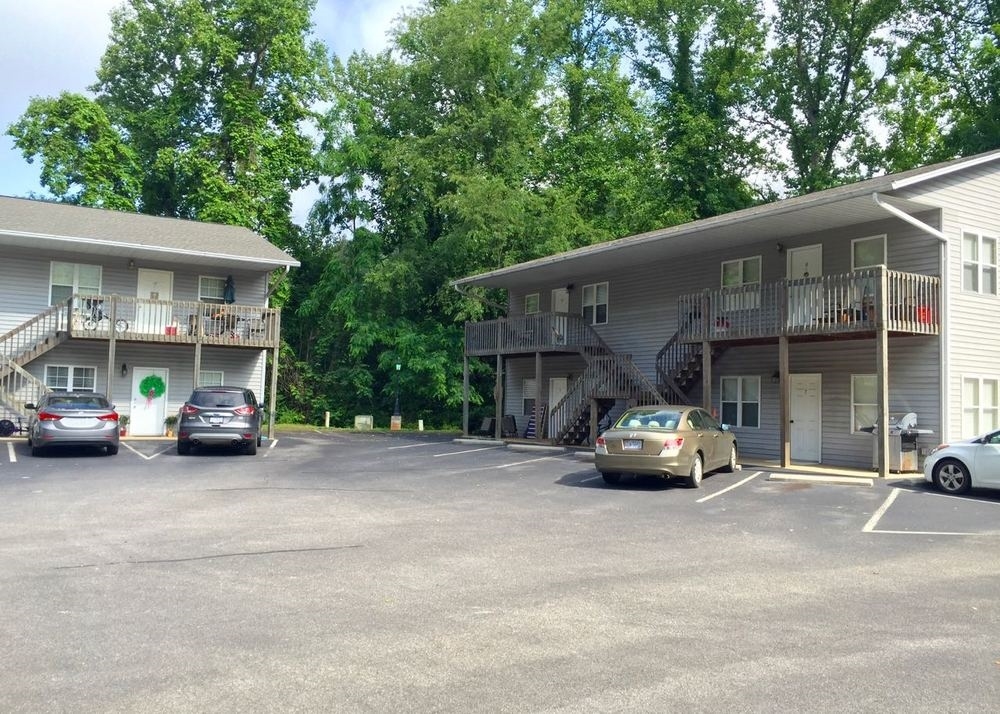 Mica Ridge Apartments in Sylva, NC - Building Photo