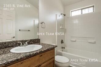 2365 N Vine Ave in Tucson, AZ - Building Photo - Building Photo
