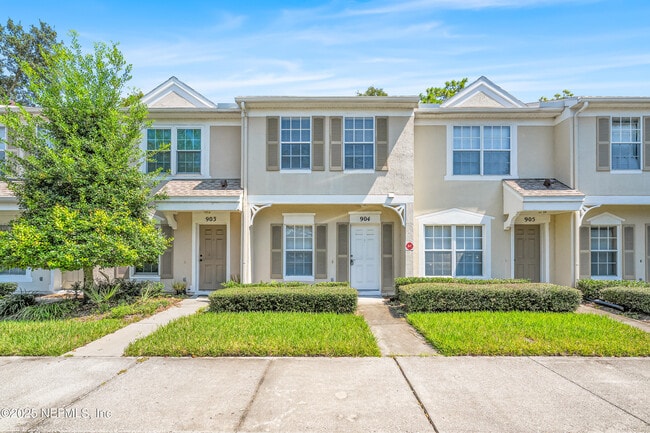 property at 8230 Dames Point Crossing Blvd