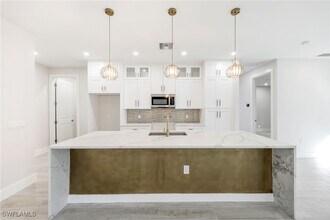 4672 25th Ave SW in Naples, FL - Building Photo - Building Photo