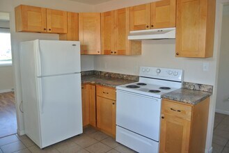 109-111 21st St NW in Minot, ND - Building Photo - Building Photo