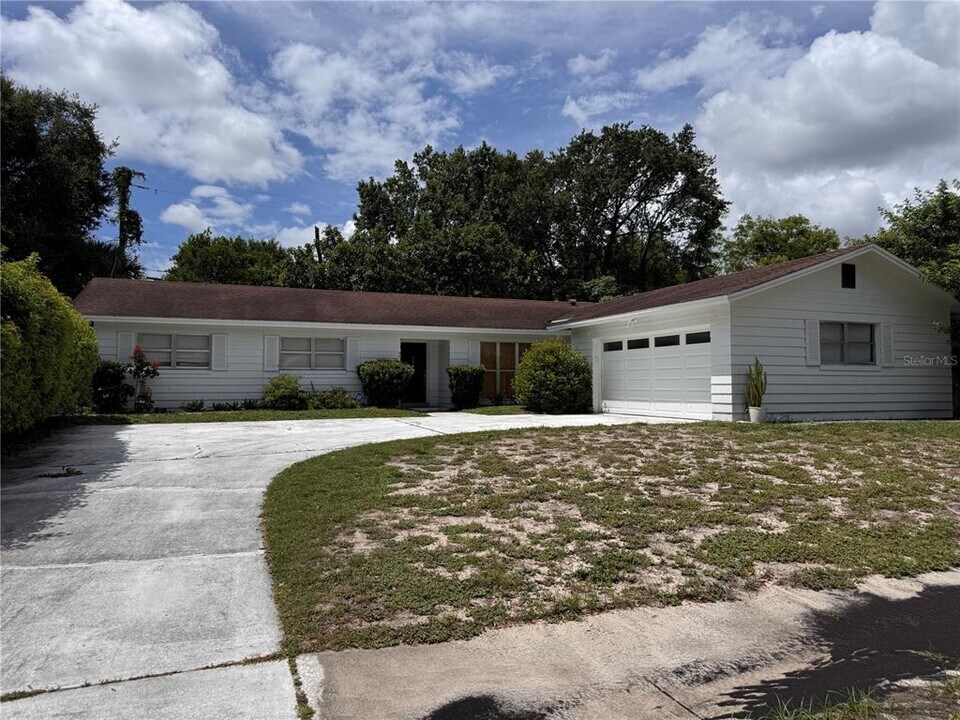 5260 Lima Pl in Orlando, FL - Building Photo