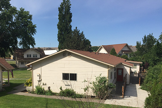 Pioneer Commons in Milton-Freewater, OR - Foto de edificio - Building Photo