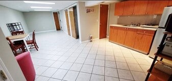 2138 29th St, Unit Studio Apartment in Astoria, NY - Building Photo