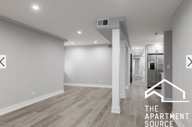 property at 4319 N Francisco Ave