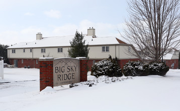 Big Sky Ridge in Wadsworth, OH - Building Photo - Building Photo