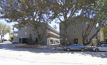 Axiom Westwood in Los Angeles, CA - Building Photo - Building Photo