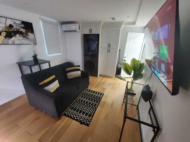 919 Atwells Ave in Providence, RI - Building Photo - Building Photo