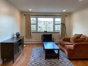 269 Harvard St, Unit 24 in Cambridge, MA - Building Photo - Building Photo