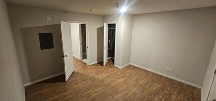 13162 MO-13 in Kimberling City, MO - Building Photo - Building Photo