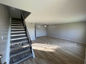 19142 Haynes St in Los Angeles, CA - Building Photo - Building Photo