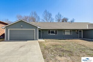 131 N Joann St in Wichita, KS - Building Photo